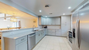 525 Queens Grant
